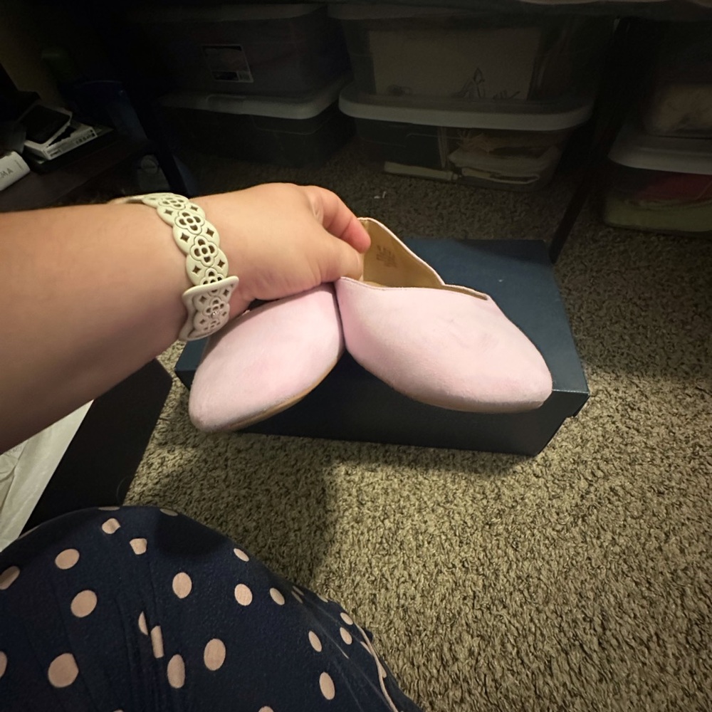 NATURALIZER Cody flats size 7 wide 
Lilac orchid color 
Wide fit! Worn once - Picture 6 of 7